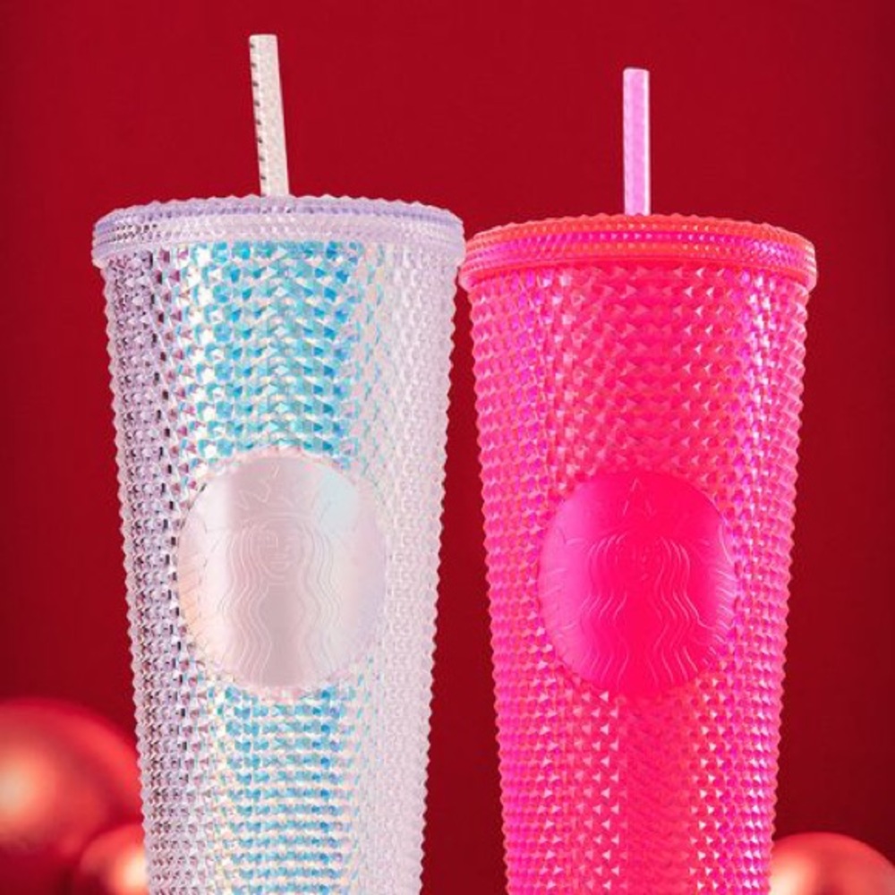 Starbucks Holiday 2019 tumblers